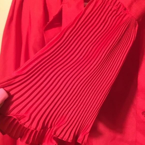 Top - Picture 3 of 6